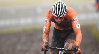 Dominance! Van der Poel vyhrál novoroční cyklokros v Baalu už počtvrté