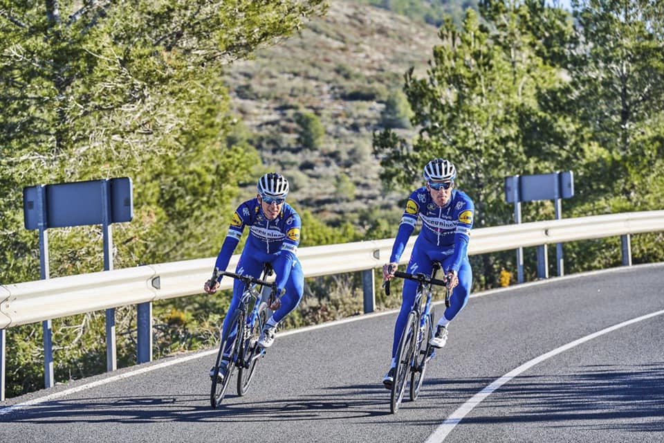 Kolegové ze stáje Deceuninck-QuickStep nebude na Ilju Kessieho příliš hrdí