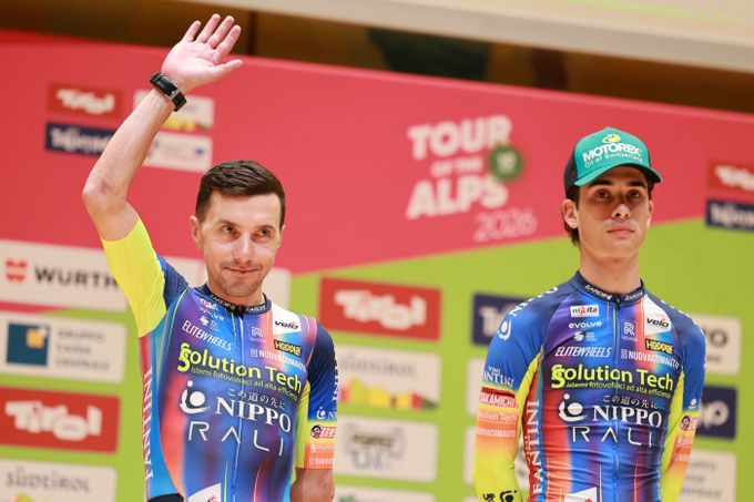 Ital se ve 43 letech vrátil mezi profíky. Trénuje míň, přesto drží krok. Jak to dělá? Ital se ve 43 letech vrátil mezi profíky. Trénuje míň, přesto drží krok. Jak to dělá?