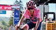 Egan Bernal i po 17. etapě Giro udržel růžový trikot pro lídra 