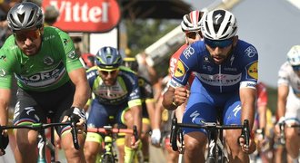 Gaviria se raduje na Tour z další výhry, Sagan dojel znovu těsně za ním