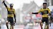 Wout van Aert (vlevo) nechává vyhrát svého týmového parťáka Christopha Laporteho v klasice Gent-Wevelgem