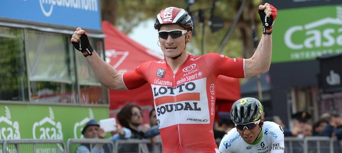 André Greipel ovládl dvanáctou etapu Gira