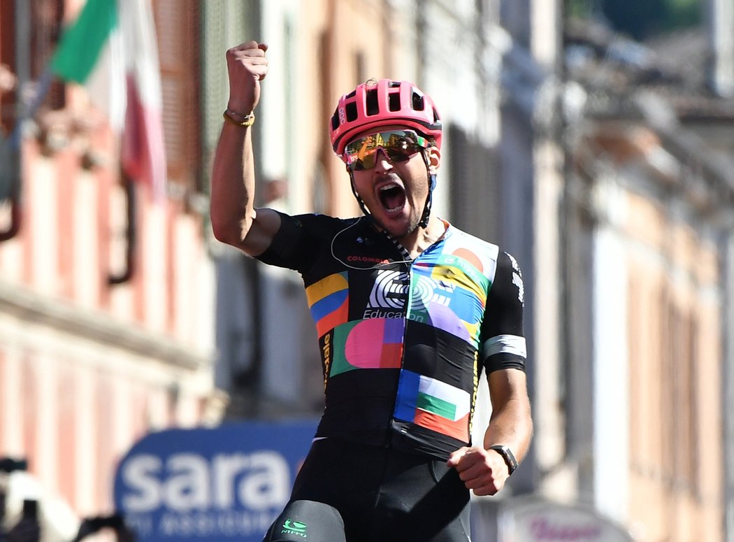 Alberto Bettiol po úniku vyhrál osmnáctou etapu Gira