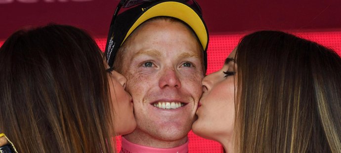 Nizozemský cyklista Steven Kruijswijk vede i po nedělní časovce slavné Giro.