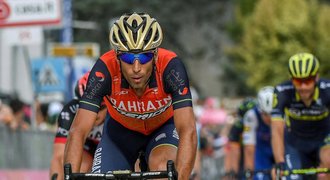 Mezi lídry na Giru to vře. Dumoulin je namyšlený, zaplatí za to, říká Nibali