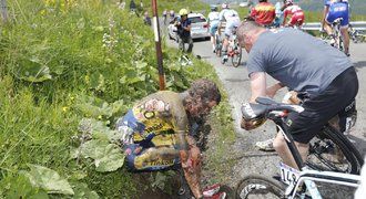 Giro dojel s otřesem mozku, na část etapy si nepamatuje