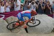 Český biker Jaroslav Kulhavý během olympijského závodu horských kol, ve kterém vybojoval fantastické zlato