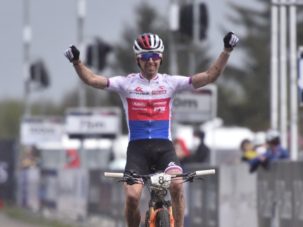 Biker Ondřej Cink dojel v závodě SP v cross country v Novém Městě na Moravě stejně jako před týdnem v Albstadtu čtvrtý