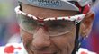Belgický cyklista Gilbert se usmívá před startem čtvrté etapy Tour