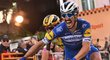 Francouz Julian Alaphilippe si dojel pro vítězství v nejdelším jednodenním závodě současnosti Milán - San Remo