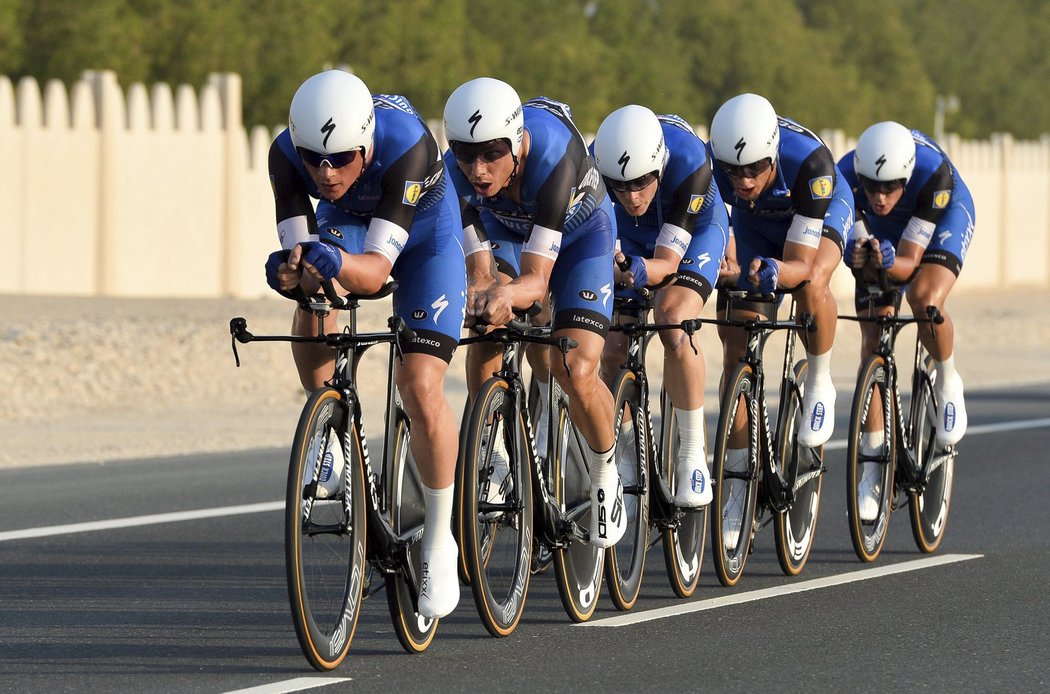 Cyklisté mají za sebou časovku družstev