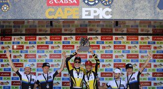 Zlatý olympionik Kulhavý vyhrál Cape Epic. Na počest mrtvého kamaráda