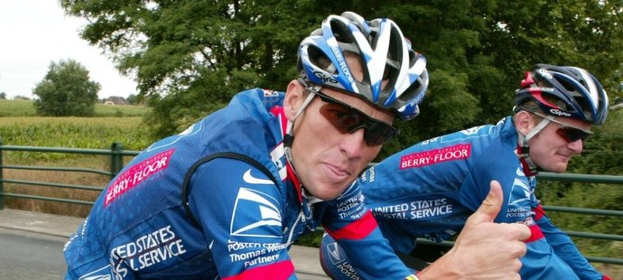 Lance Armstrong prožívá krušné časy