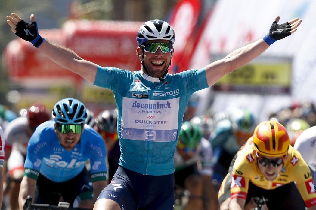 Rychlík Mark Cavendish namísto konce kariéry přidává další výhry