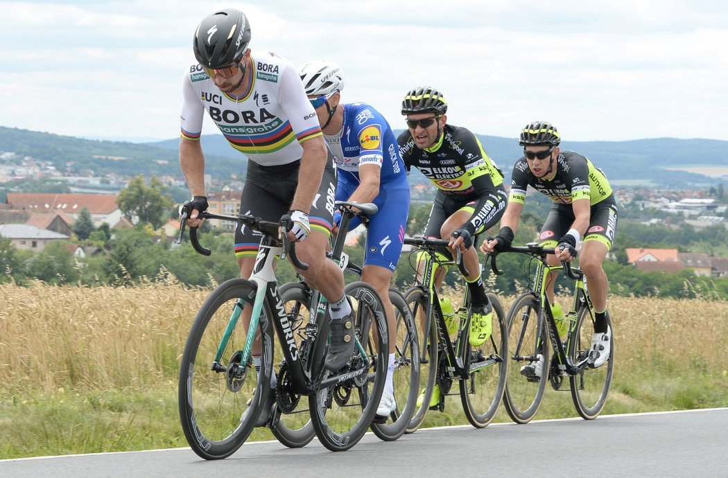 Peter Sagan, Zdeněk Štybar, Jan Bárta a Josef Černý na trati silničního závodu mužů na MČR v cyklistice