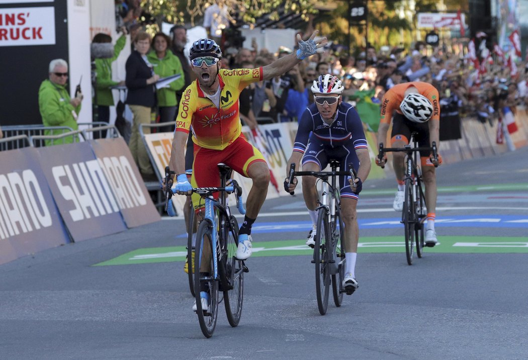 Alejandro Valverde si dospurtoval pro svůj první titul mistra světa v závodě s hromadným startem