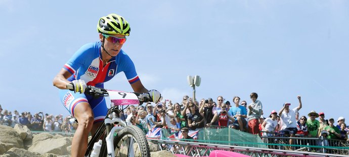 Česká bikerka Kateřina Nash se prosazuje mezi elitu i v cyklokrosovém Světovém poháru. v Římě brala třetí místo.