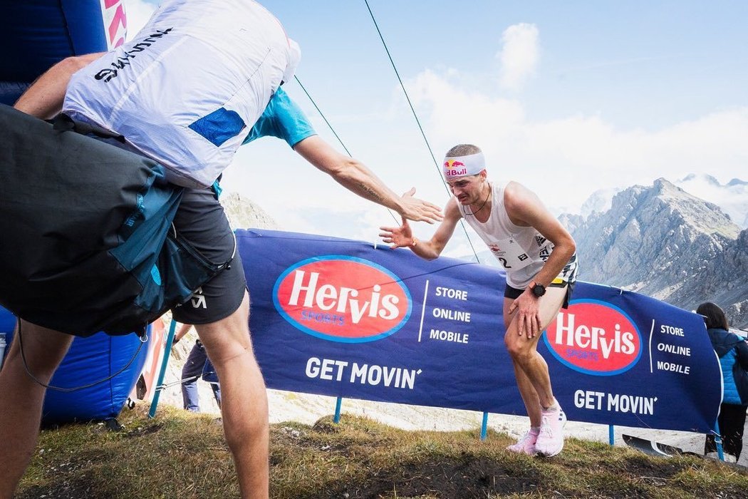 Skialpinista Anton Palzer se stal profesionálním cyklistou