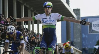 Paříž-Roubaix: Boonen útočil na rekord, ve spurtu ho „okradl“ Hayman