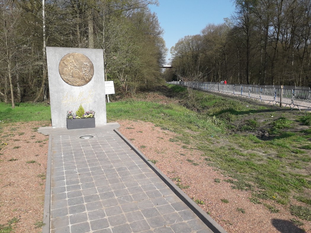 Závod Paříž-Rubaix chystá cyklistům pořádnou prověrku.