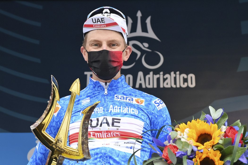Tadej Pogačar po etapovém triumfu na Tirrenu