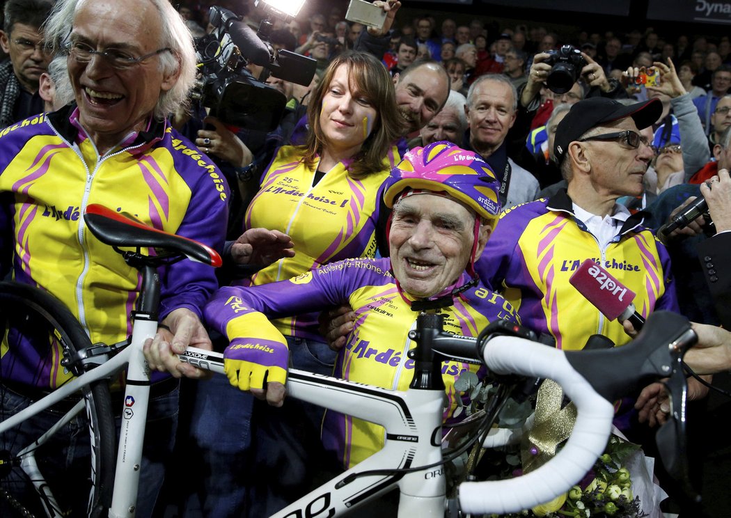 105letý Robert Marchand vytvořil svůj vlastní světový rekord. A mohl zajet ještě lepší čas.