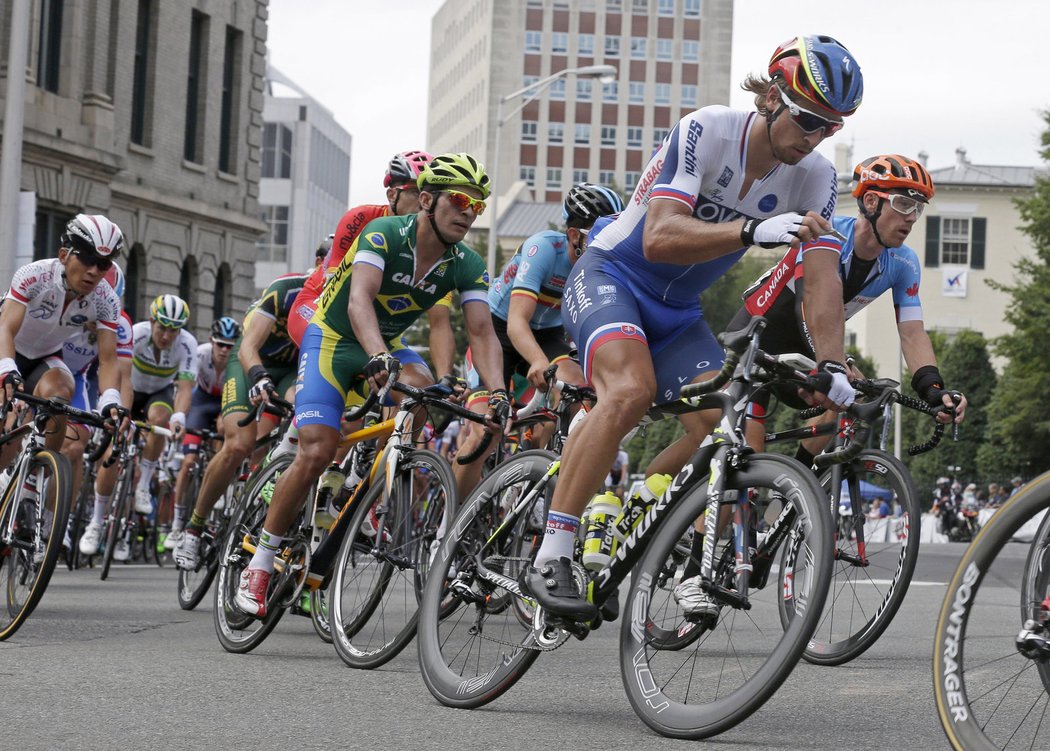 Peter Sagan zajel skvělý finiš a slaví titul mistra světa