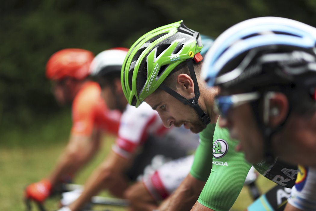 Zatímco peloton a především spurtéři v sobotní etapě Tour de France při stoupání na Tourmalet trpěli, slovenský cyklista Peter Sagan si našel čas i na zábavu.