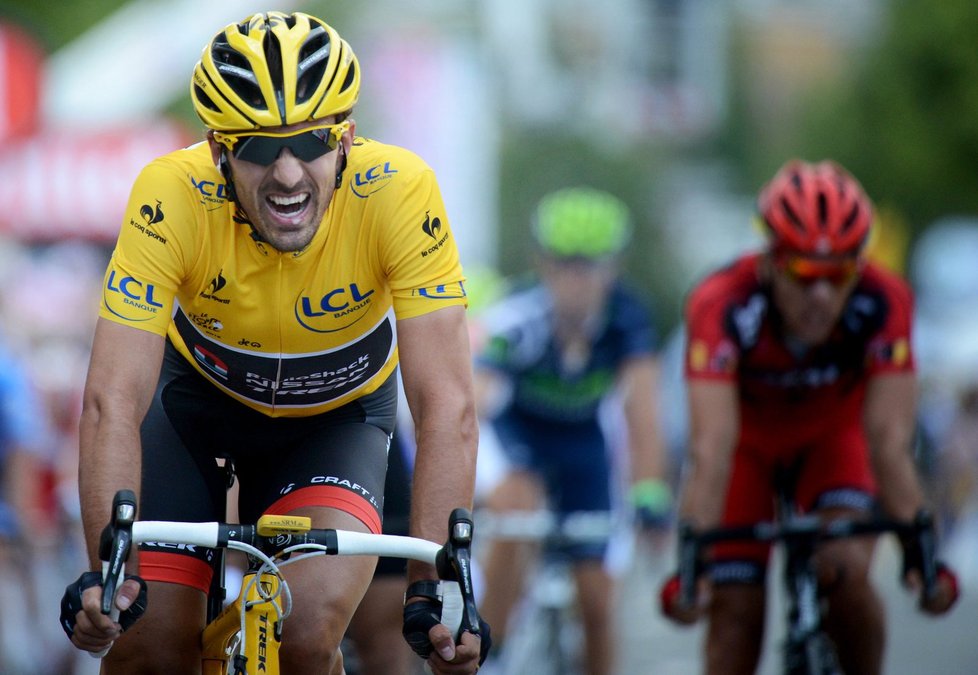 Cancellara si připsal vítězství ve druhé etapě Tour