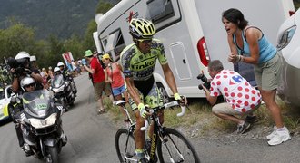 Contador upadl, Sagan mu nabízel kolo. Na Tour nabral další ztrátu