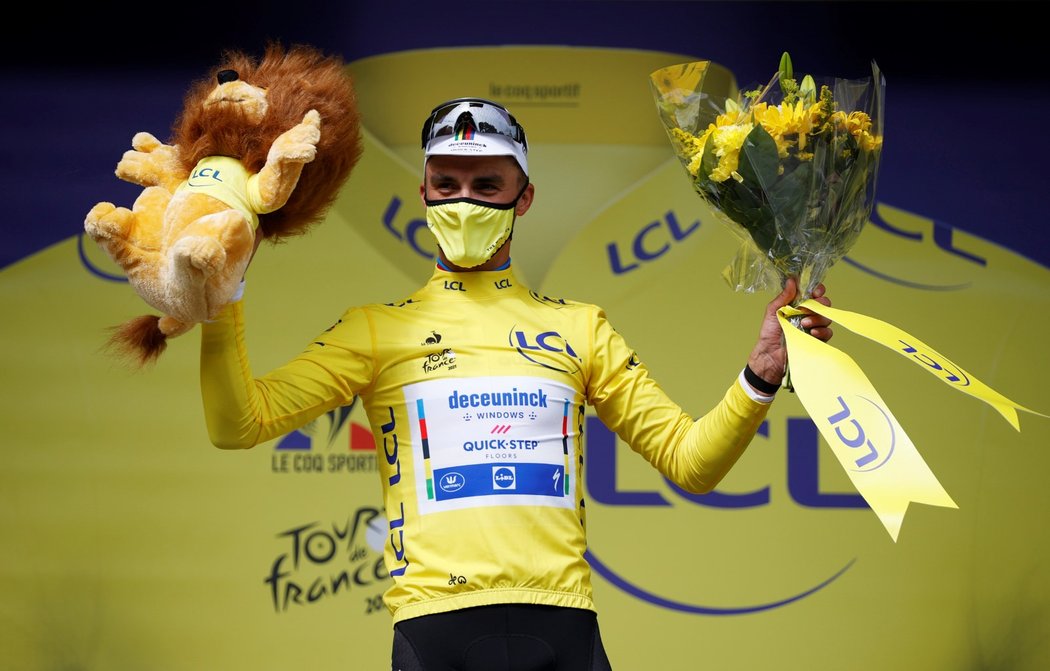 Julian Alaphilippe se po první etapě Tour mohl obléknout do žlutého trikotu