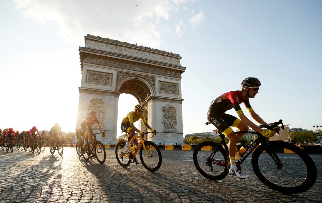 Poslední etapa Tour de France má nádhernou atmosféru