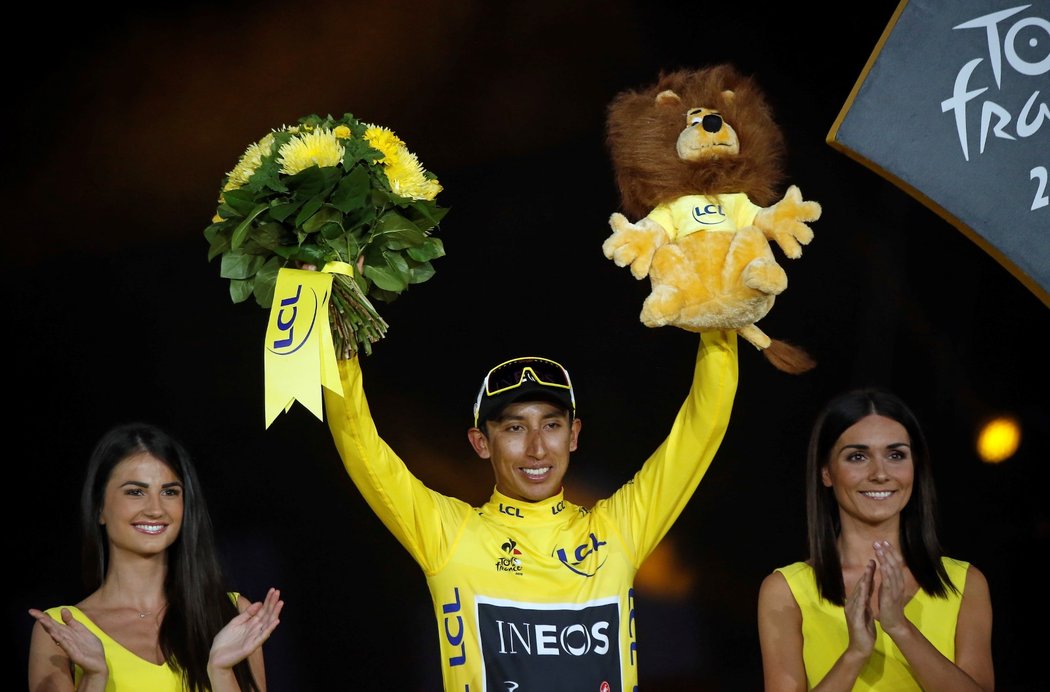 Egan Bernal se stal prvním kolumbijským cyklistou, který kdy vyhrál Tour de France