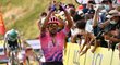 Kolumbijec Daniel Felipe Martínez slaví vítězství ve 13. etapě Tour de France