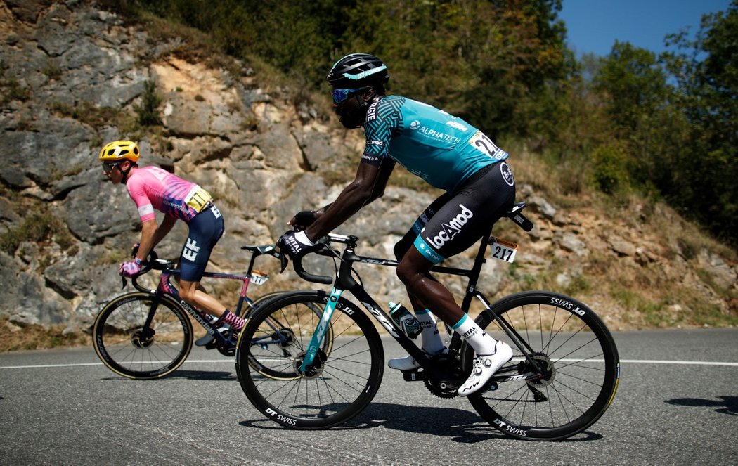 Neilson Powless a Kevin Reza během první pyrenejské etapy letošní Tour