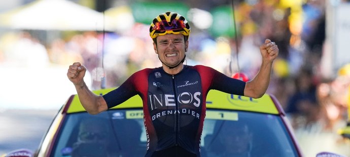 Královskou 12. etapu na Tour de France ovládl Thomas Pidcock