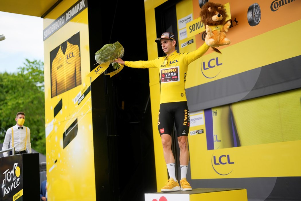 Belgičan Wout van Aert i ve třetí etapě Tour de France dojel na druhém místě a udržel dres lídra