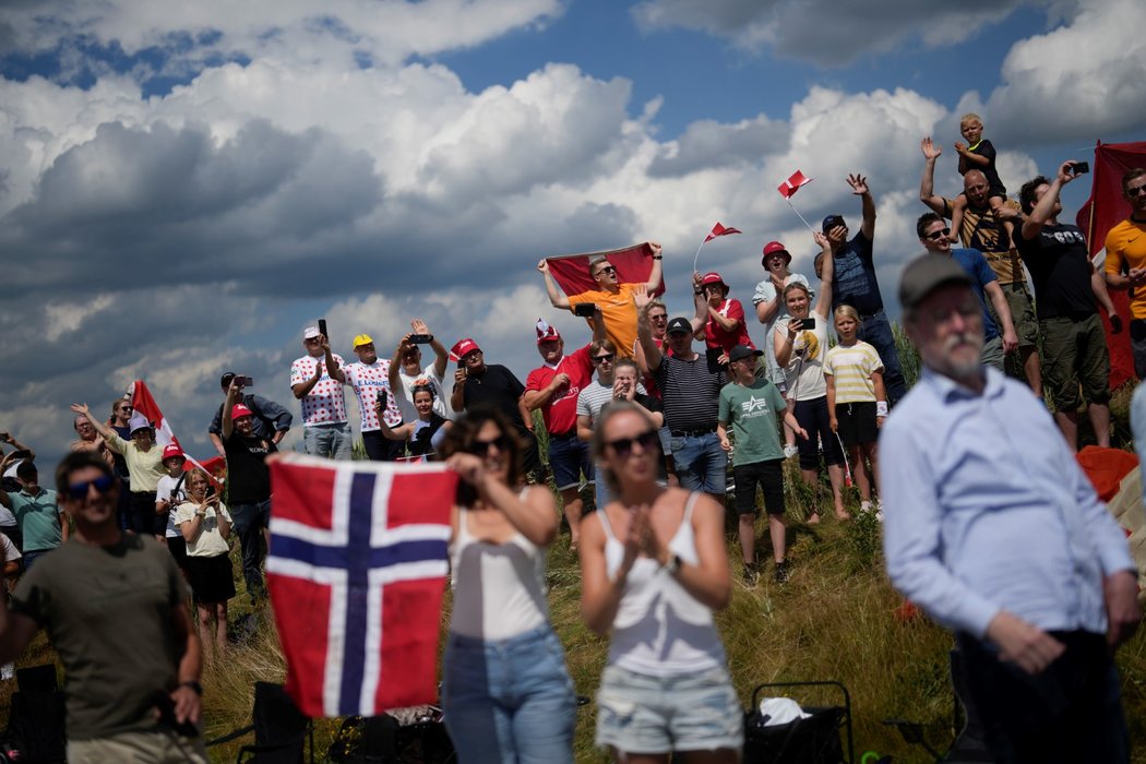 Na úvodní tři etapy Tour de France zavítaly v Dánsku k tratím statisíce fanoušků
