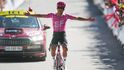 Richard Carapaz vyhrál po úniku v závěrečném stoupání 18. etapu Tour de France