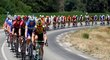 Závodníci mají za sebou nejdelší etapu letošní Tour de France, na kole v pátek museli přežít 230 kilometrů