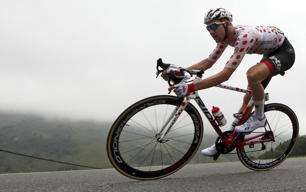 Prvním místem na vrcholu Col du Soulor si Tim Wellens pojistil vedení v soutěži o puntíkatý dres