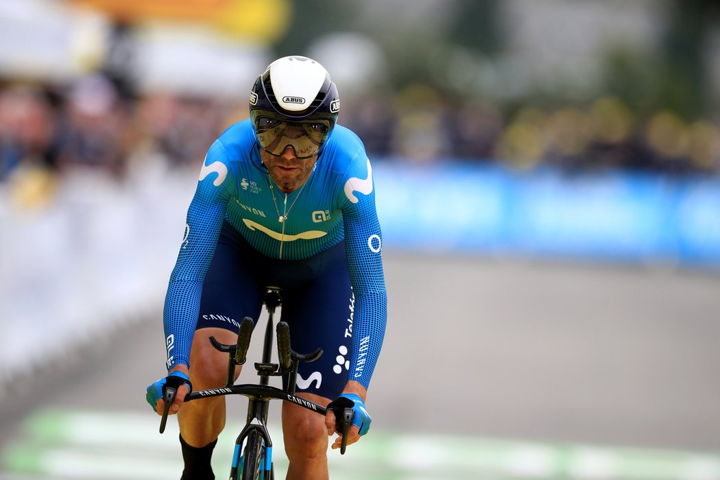 Alejandro Valverde v časovce na Tour de France 2021