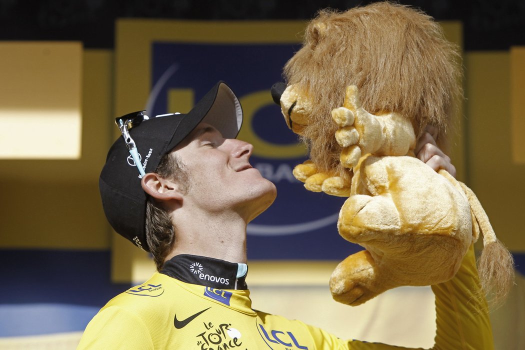 Jako lev! Andy Schleck vybojoval po 19. etapě žlutý trikot