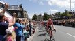 První etapu Tour de France z Leedsu do Harrogate lemovaly tisíce nadšených fanoušků