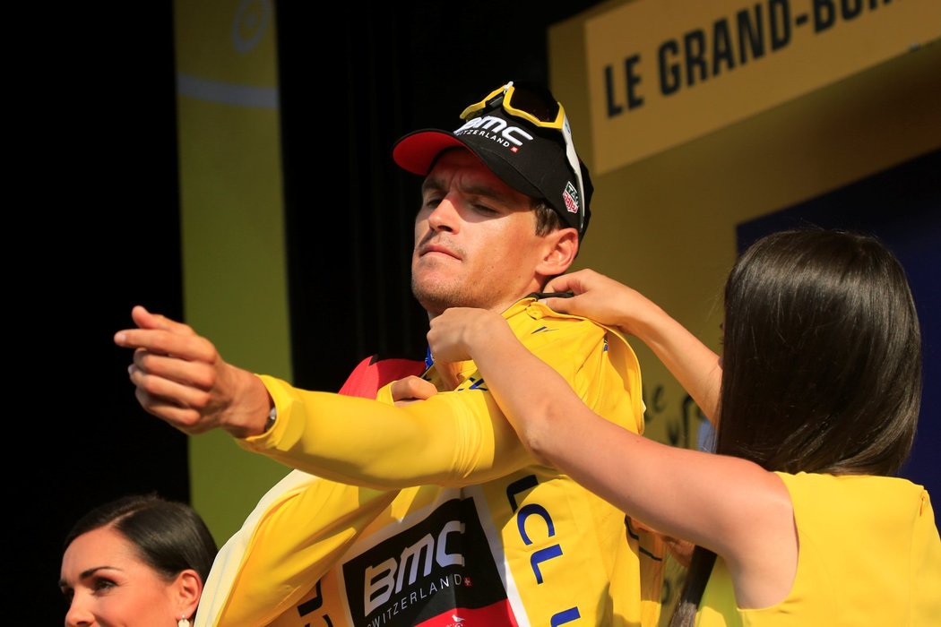 Belgický cyklista Greg Van Avermaet se udržel ve žlutém trikotu lídra Tour de France i po desáté etapě