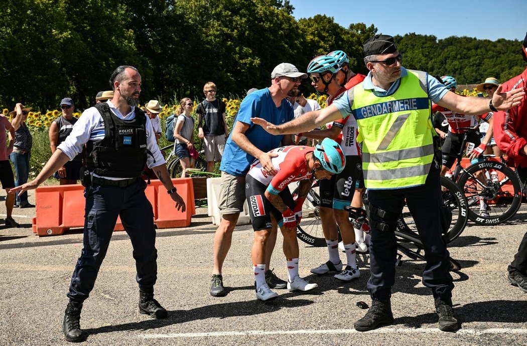 Caleb Ewan prožil nepříjemnou 13. etapu Tour de France