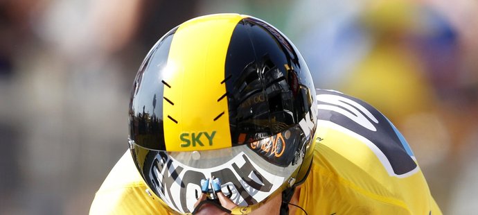 Christopher Froome navýšil v časovce svůj náskok v čele Tour de France