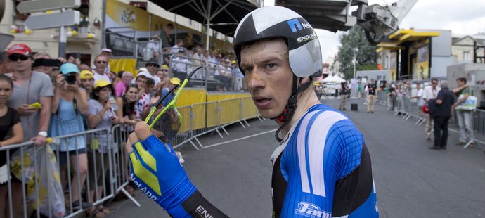 Český cyklista Leopold König bral v sobotní časovce na Tour de France páté místo, v průběžném hodnocení slavného závodu se posunul na sedmou příčku