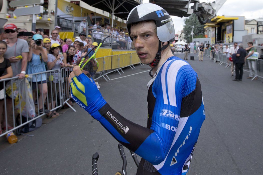 Český cyklista Leopold König bral v sobotní časovce na Tour de France páté místo, v průběžném hodnocení slavného závodu se posunul na sedmou příčku